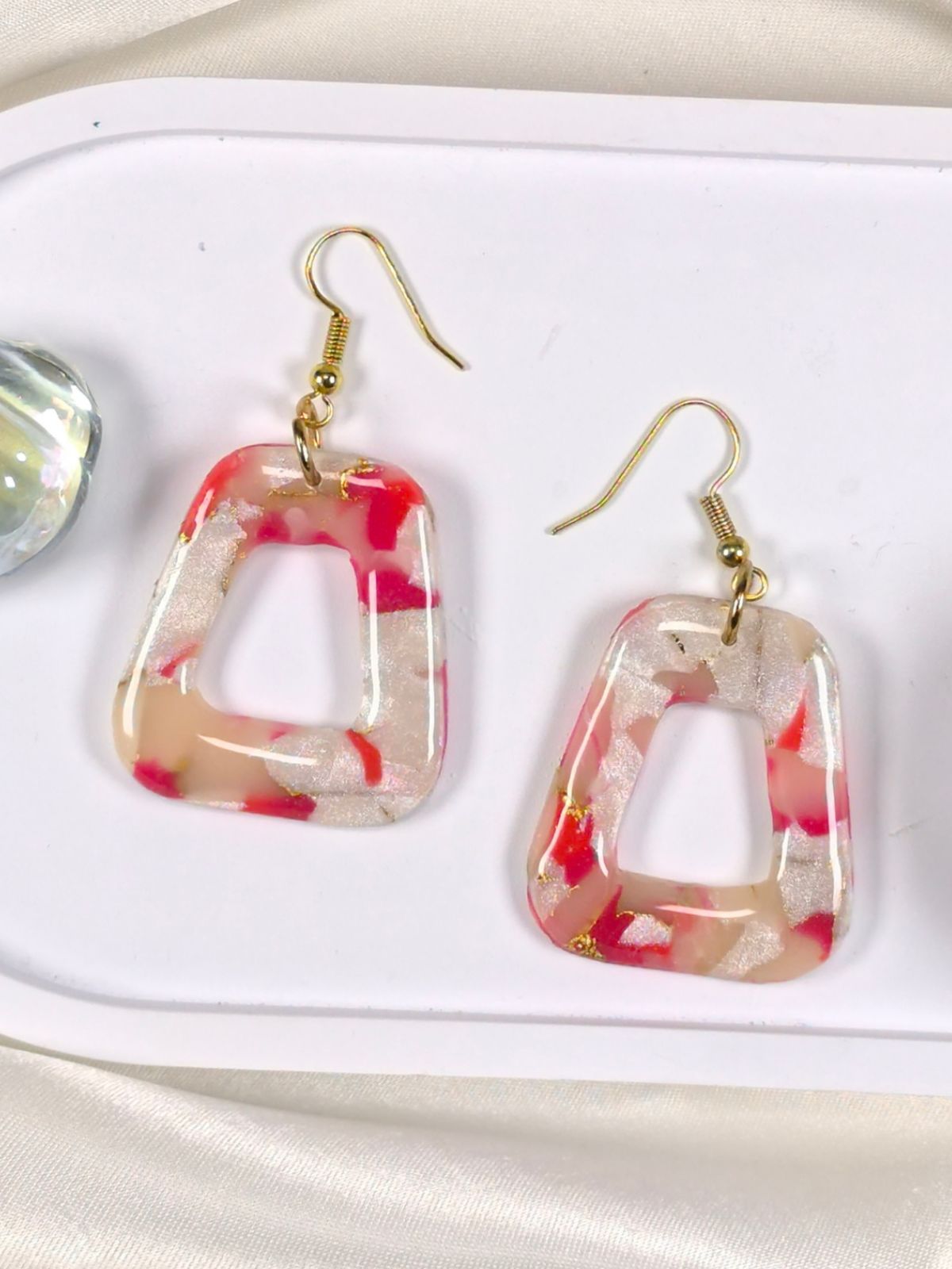 Red marble trapezoidal statement earrings