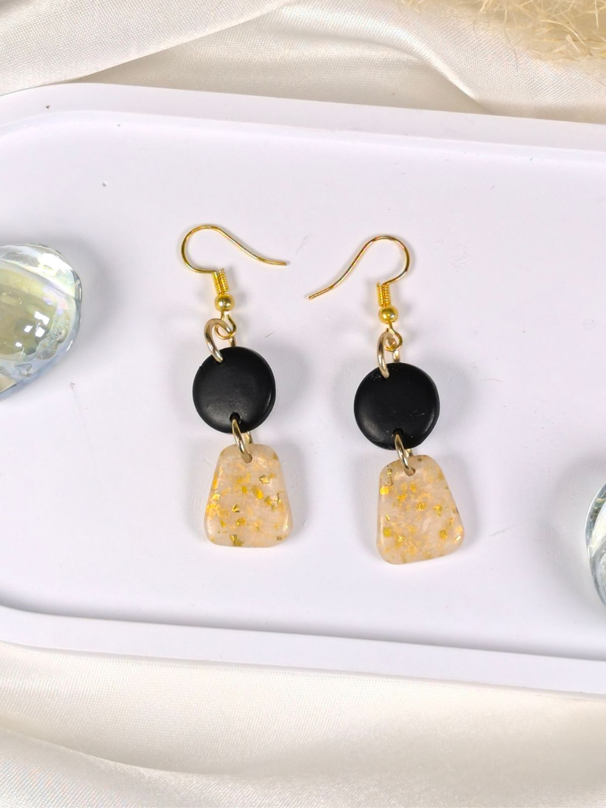 Black and gold elegant long dangle and drops