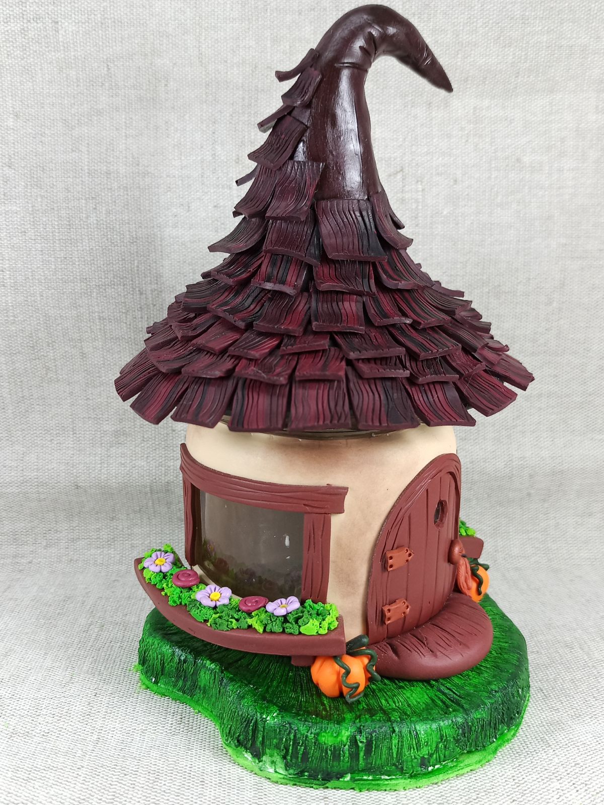 Witch house with broom and pumpkins night light